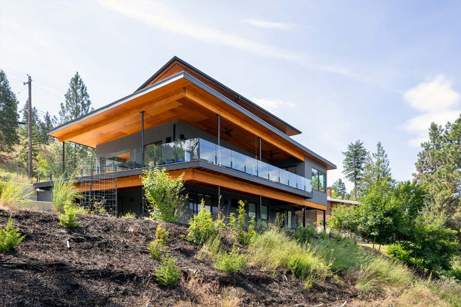 Kelowna Knox Mountain Modern Home
