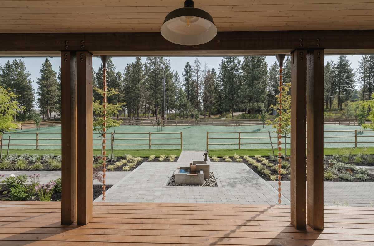Okanagan Farmhouse Entry Porch