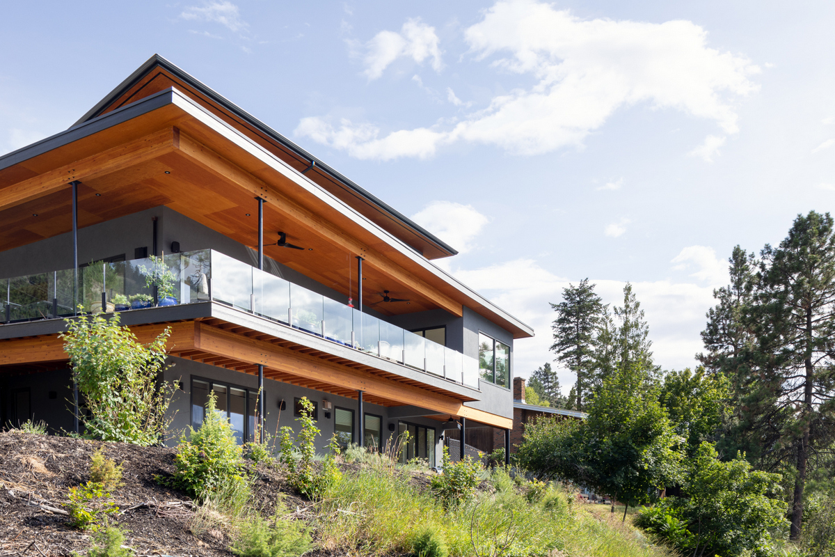 Lakeview Balcony