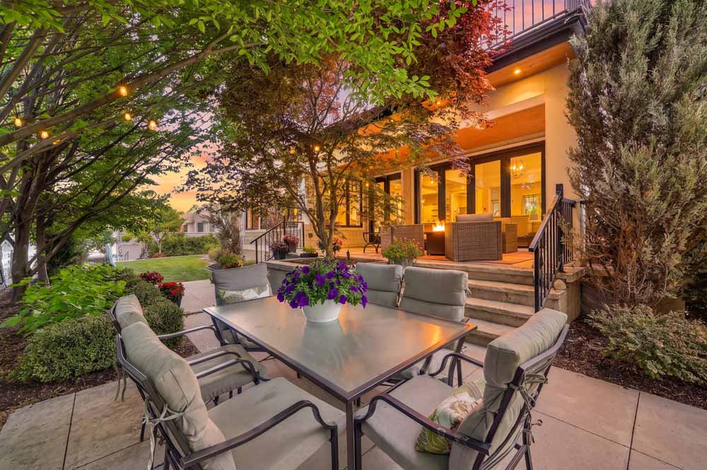 Mission Craftsman Home Details